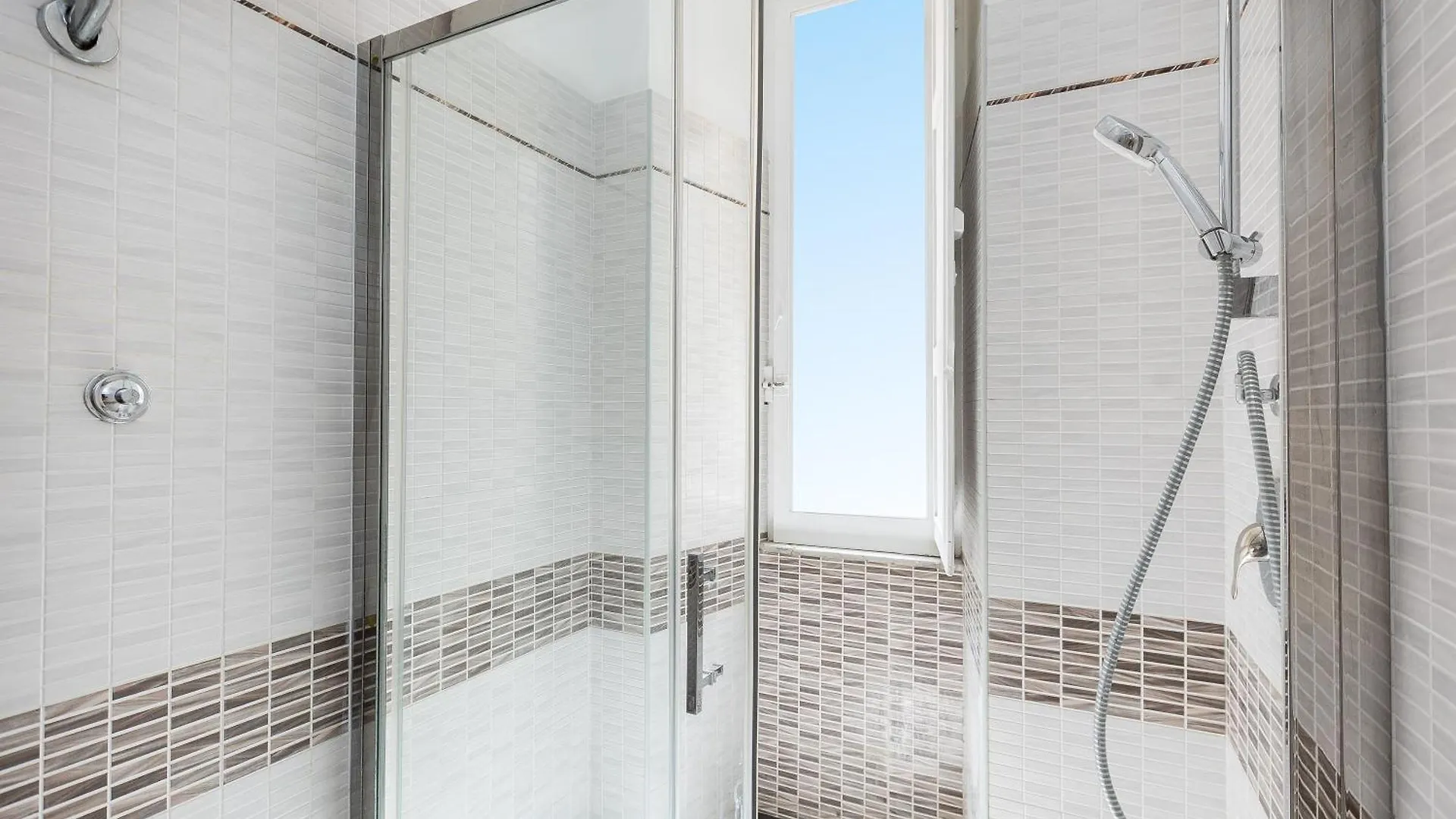 Faleria Second By Rental In Roma Italia