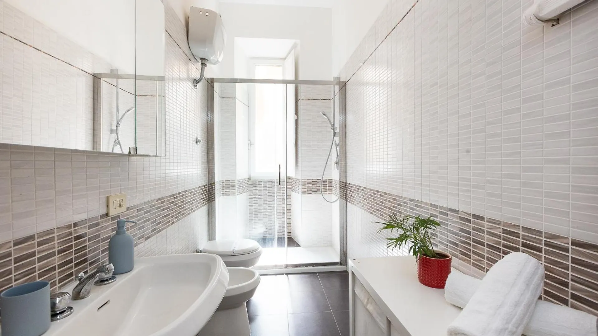 Faleria Second By Rental In Rome